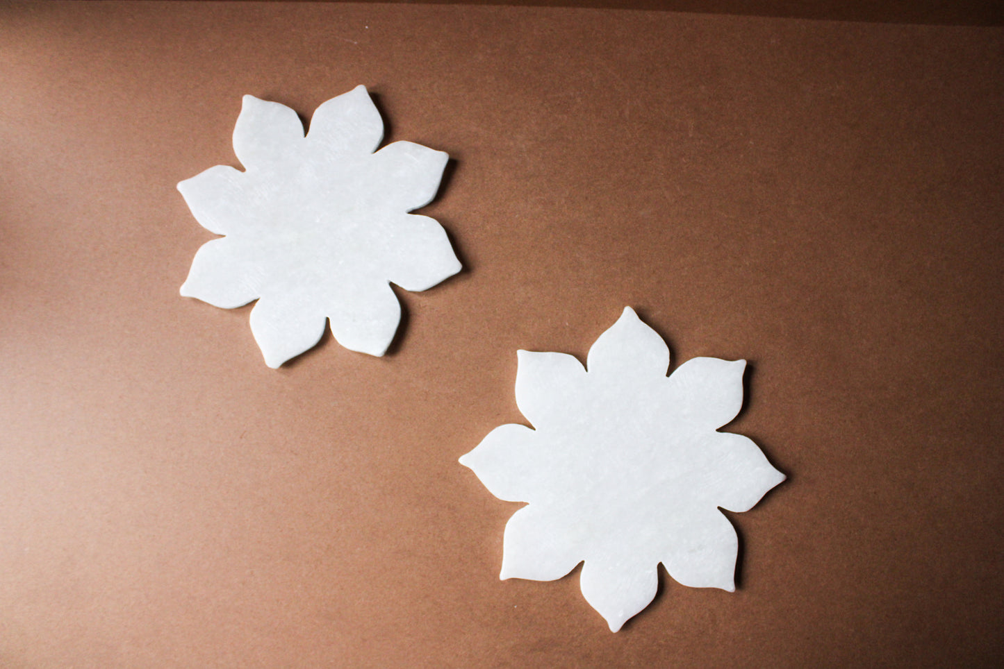 Plain Flower Shape Platter